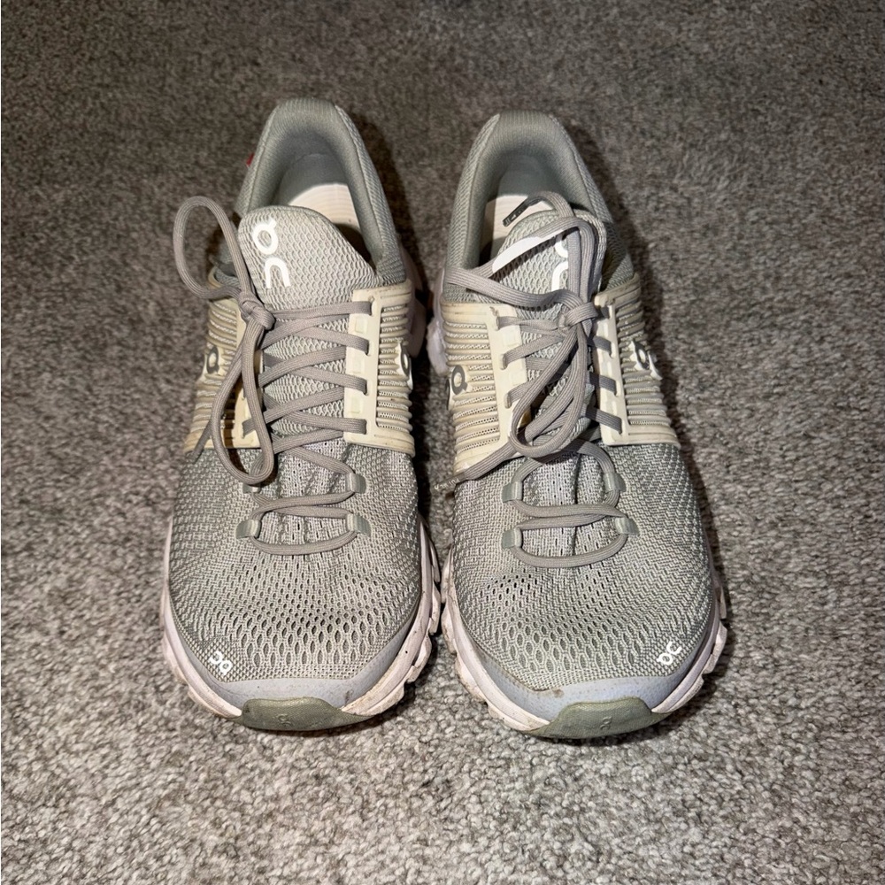 On Running Cloudswift Light Gray Mesh Sneakers
